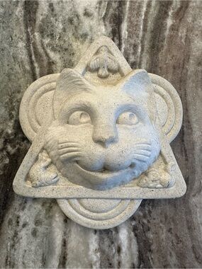 Vintage Carruth 1984 Cat